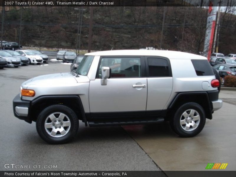 Titanium Metallic / Dark Charcoal 2007 Toyota FJ Cruiser 4WD