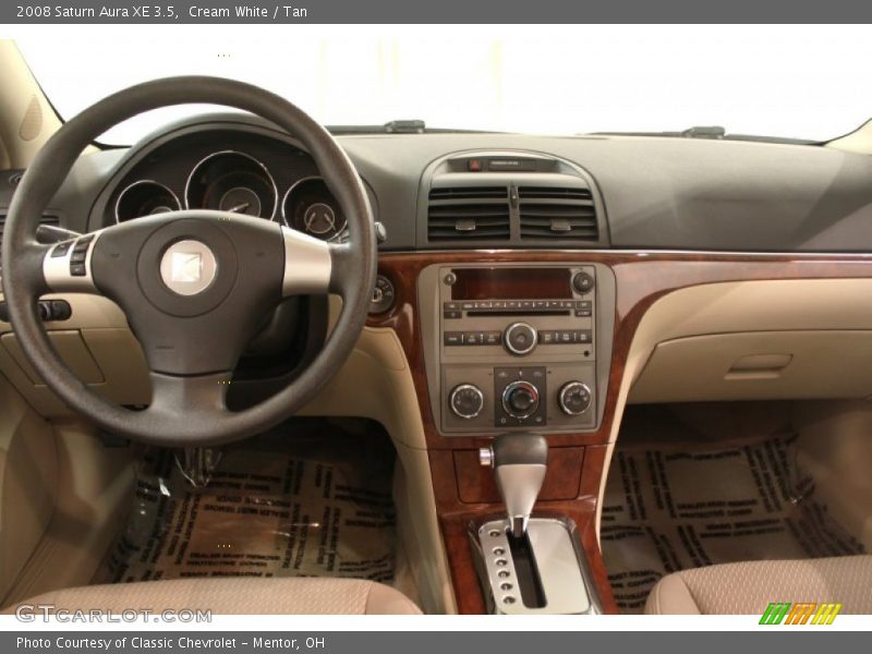 Cream White / Tan 2008 Saturn Aura XE 3.5