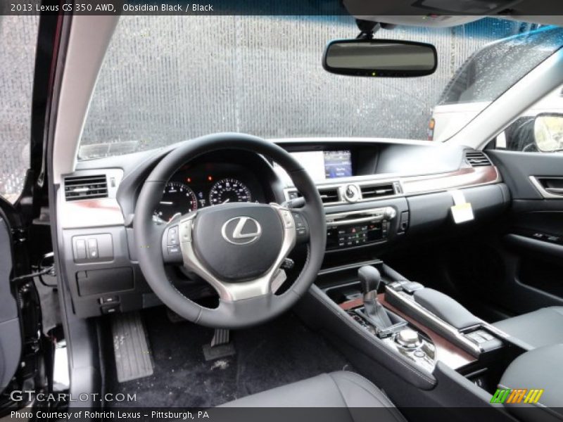 Dashboard of 2013 GS 350 AWD