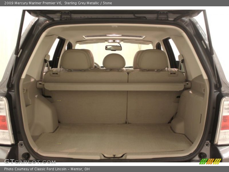  2009 Mariner Premier V6 Trunk