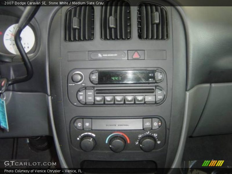Stone White / Medium Slate Gray 2007 Dodge Caravan SE