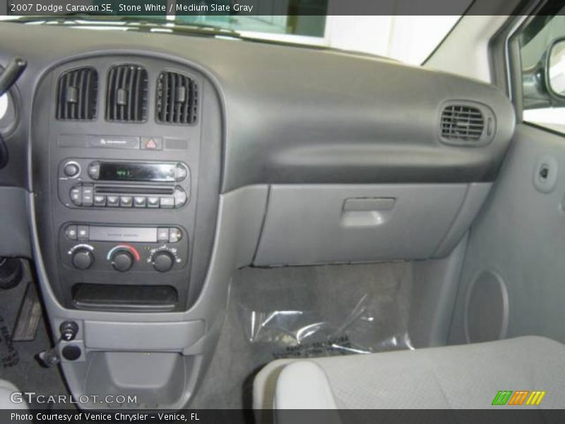 Stone White / Medium Slate Gray 2007 Dodge Caravan SE