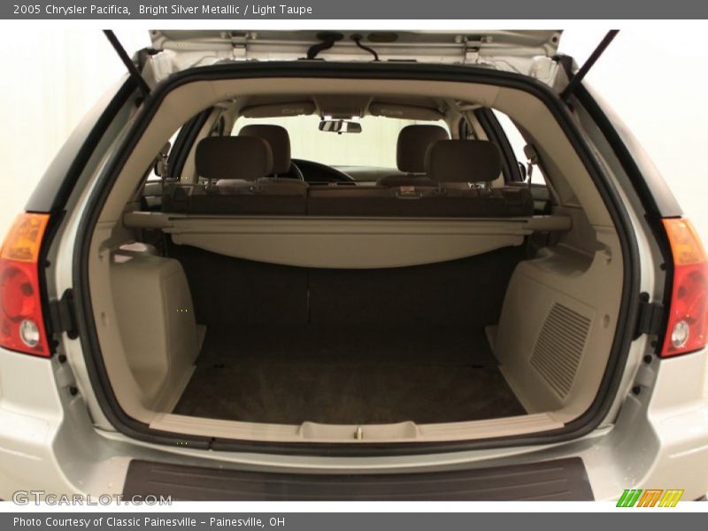  2005 Pacifica  Trunk
