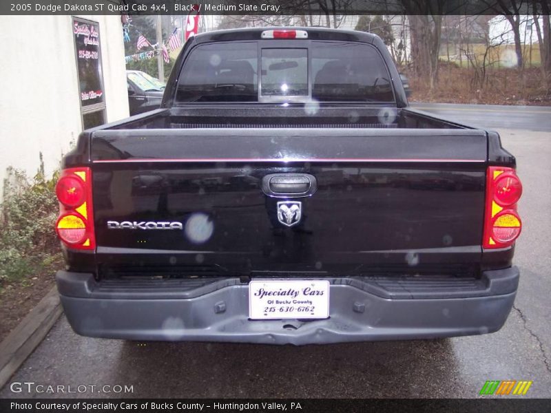 Black / Medium Slate Gray 2005 Dodge Dakota ST Quad Cab 4x4