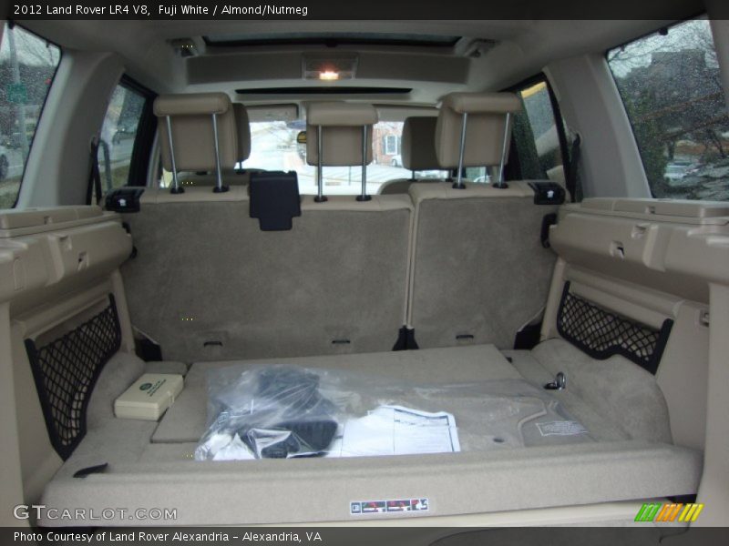 Fuji White / Almond/Nutmeg 2012 Land Rover LR4 V8