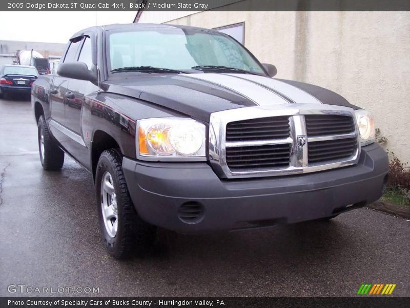 Black / Medium Slate Gray 2005 Dodge Dakota ST Quad Cab 4x4