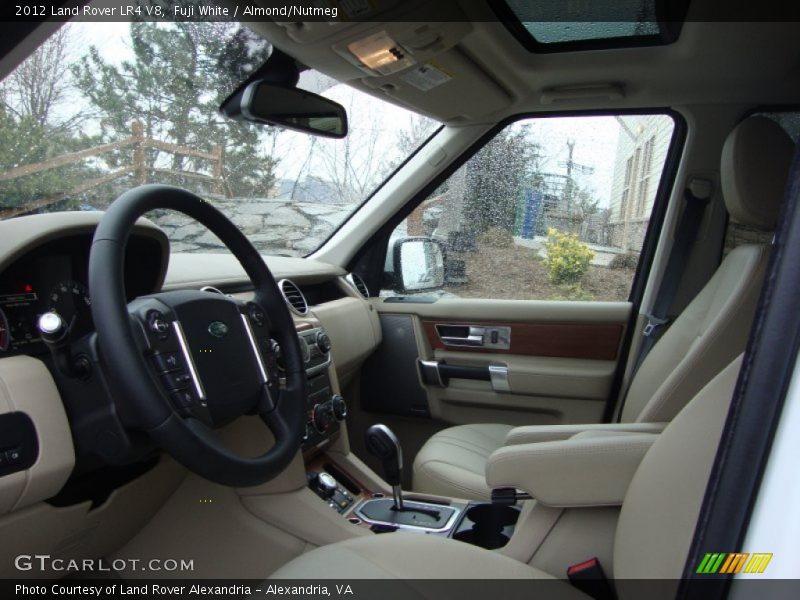 Fuji White / Almond/Nutmeg 2012 Land Rover LR4 V8