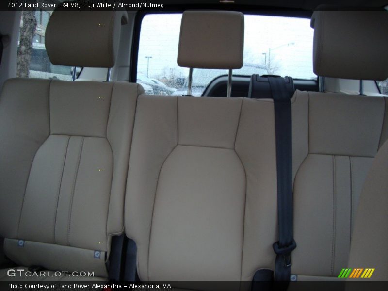 Fuji White / Almond/Nutmeg 2012 Land Rover LR4 V8