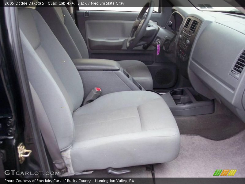 Black / Medium Slate Gray 2005 Dodge Dakota ST Quad Cab 4x4