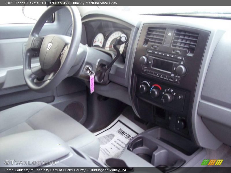 Black / Medium Slate Gray 2005 Dodge Dakota ST Quad Cab 4x4