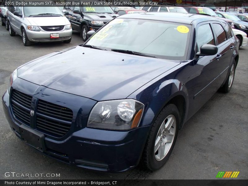 Midnight Blue Pearl / Dark Slate Gray/Medium Slate Gray 2005 Dodge Magnum SXT