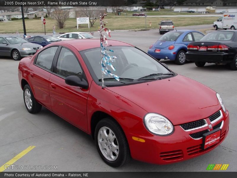 Flame Red / Dark Slate Gray 2005 Dodge Neon SXT