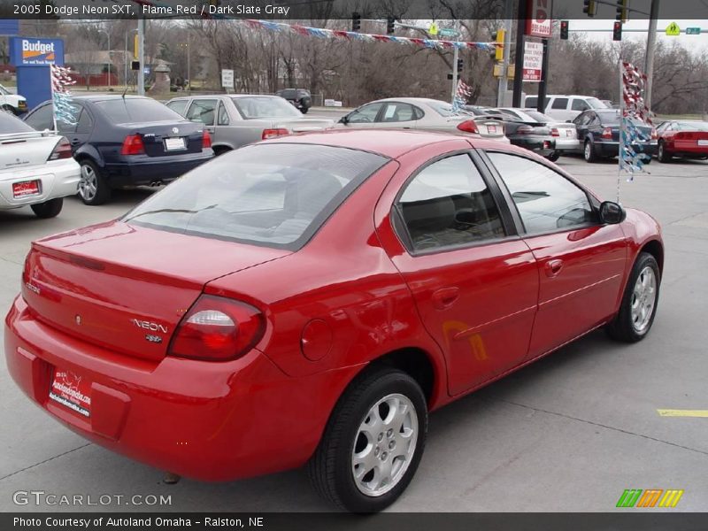 Flame Red / Dark Slate Gray 2005 Dodge Neon SXT
