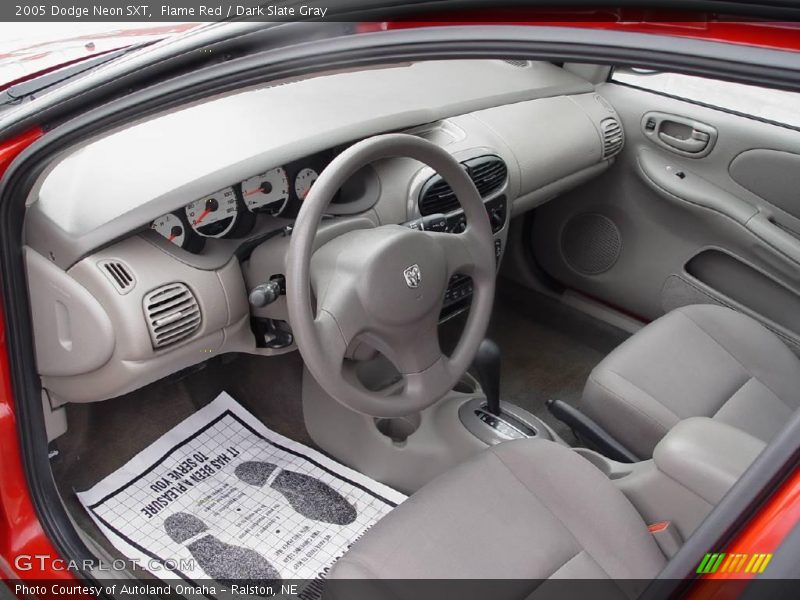 Flame Red / Dark Slate Gray 2005 Dodge Neon SXT