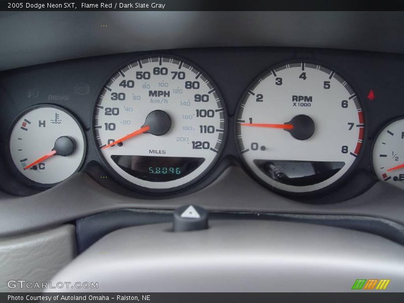 Flame Red / Dark Slate Gray 2005 Dodge Neon SXT