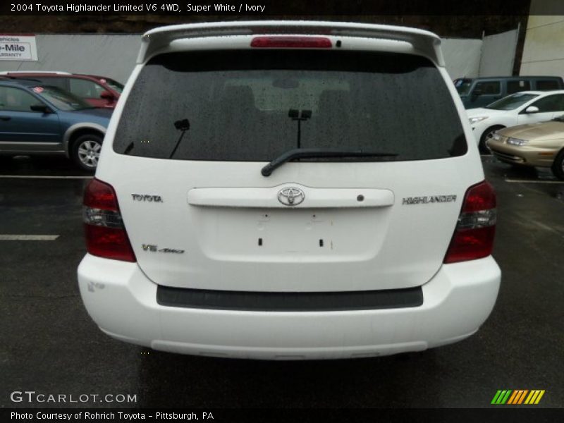Super White / Ivory 2004 Toyota Highlander Limited V6 4WD