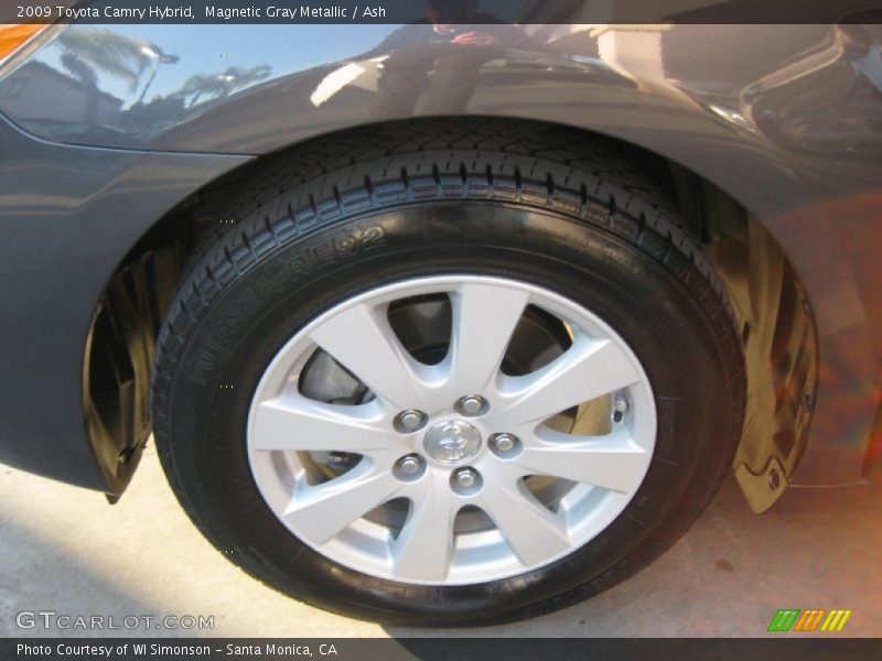 Magnetic Gray Metallic / Ash 2009 Toyota Camry Hybrid