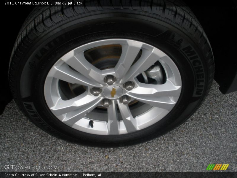 Black / Jet Black 2011 Chevrolet Equinox LT