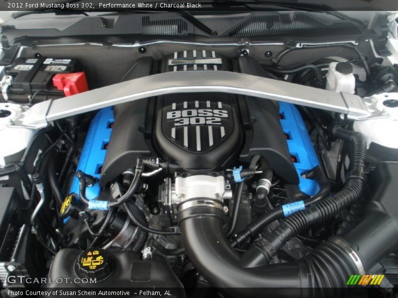  2012 Mustang Boss 302 Engine - 5.0 Liter Hi-Po DOHC 32-Valve Ti-VCT V8
