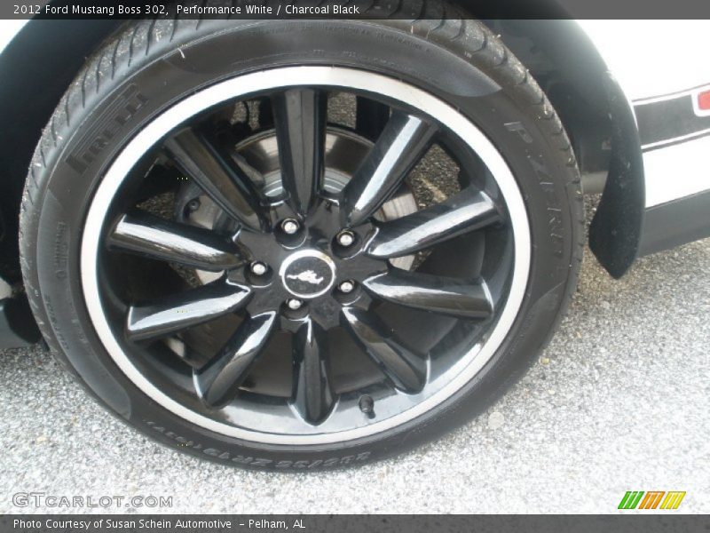  2012 Mustang Boss 302 Wheel