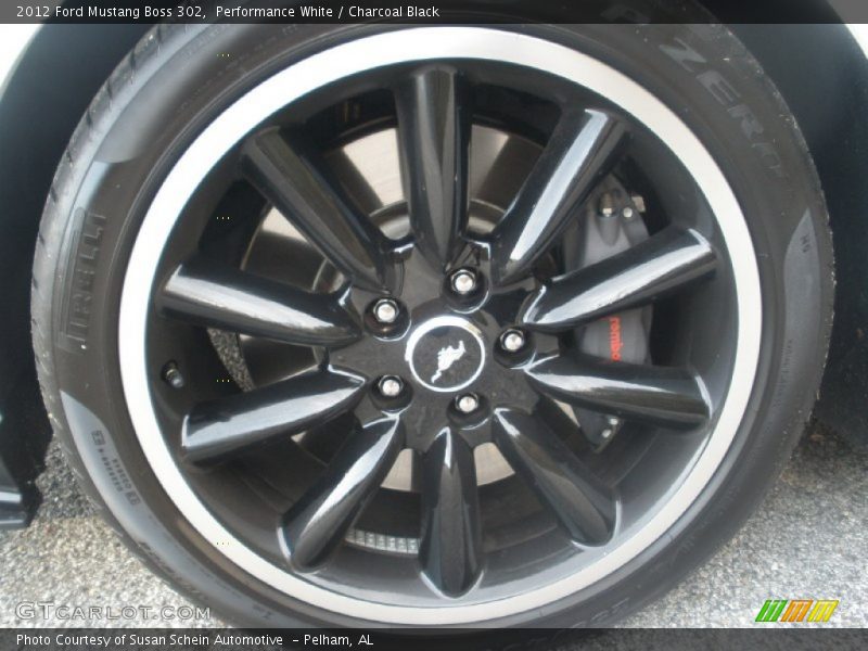 Performance White / Charcoal Black 2012 Ford Mustang Boss 302