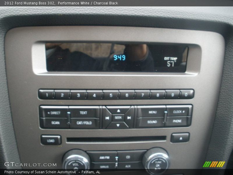 Controls of 2012 Mustang Boss 302