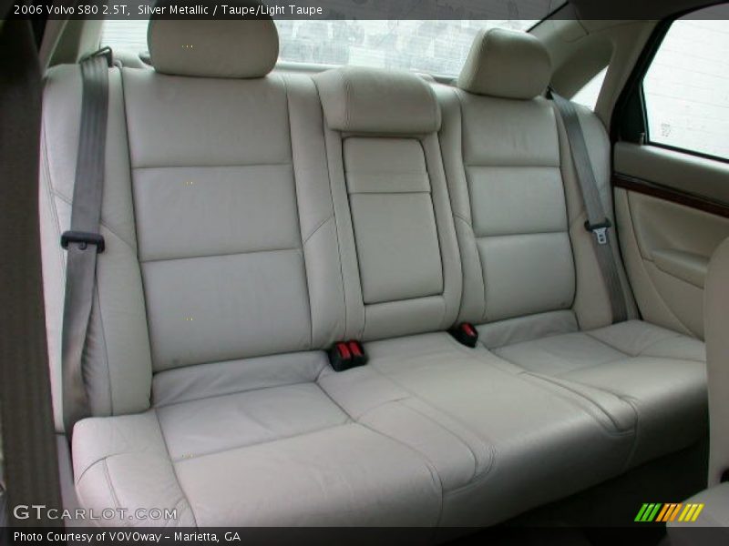 Silver Metallic / Taupe/Light Taupe 2006 Volvo S80 2.5T