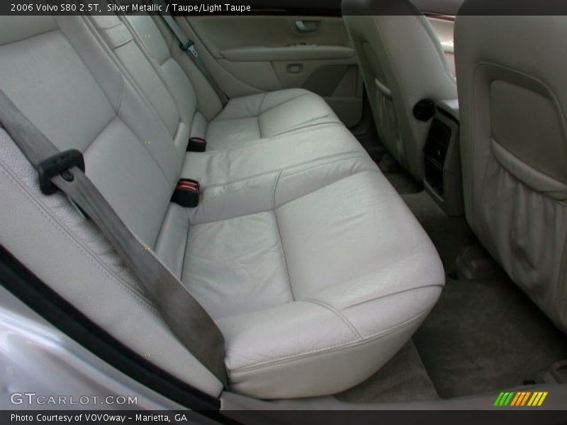 Silver Metallic / Taupe/Light Taupe 2006 Volvo S80 2.5T