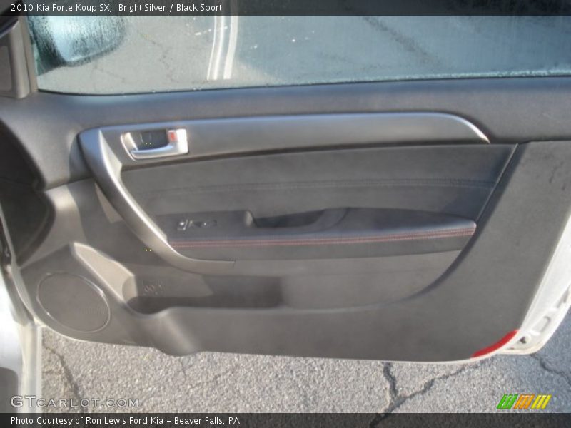 Bright Silver / Black Sport 2010 Kia Forte Koup SX
