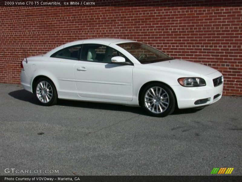 Ice White / Calcite 2009 Volvo C70 T5 Convertible