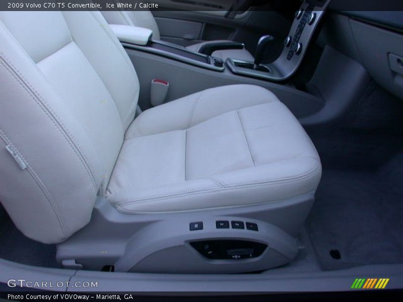 Ice White / Calcite 2009 Volvo C70 T5 Convertible