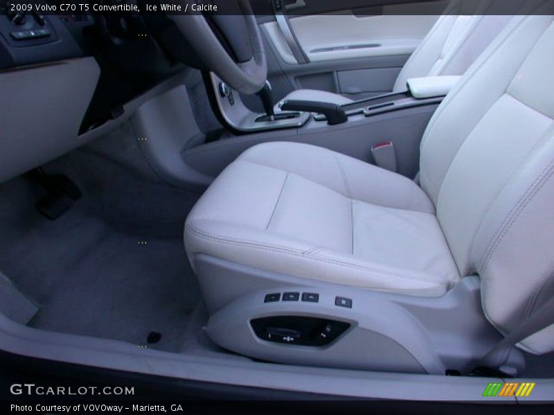 Ice White / Calcite 2009 Volvo C70 T5 Convertible