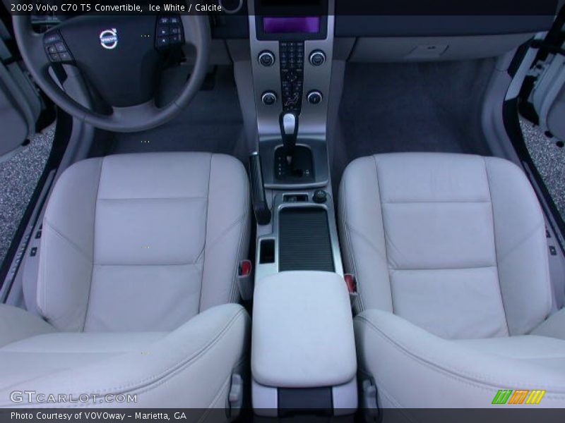Ice White / Calcite 2009 Volvo C70 T5 Convertible