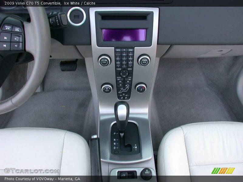 Ice White / Calcite 2009 Volvo C70 T5 Convertible
