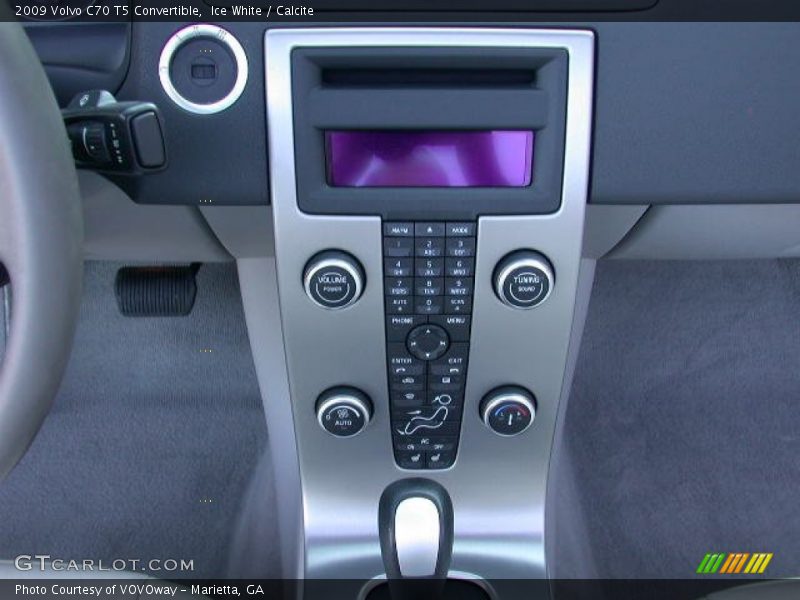 Ice White / Calcite 2009 Volvo C70 T5 Convertible