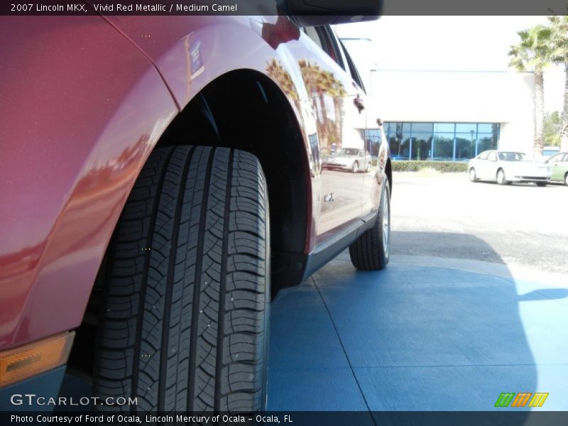 Vivid Red Metallic / Medium Camel 2007 Lincoln MKX