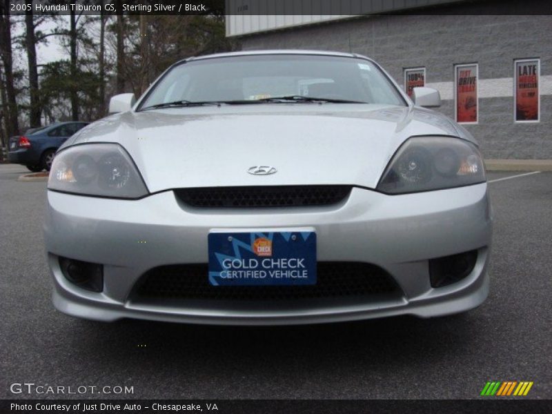 Sterling Silver / Black 2005 Hyundai Tiburon GS