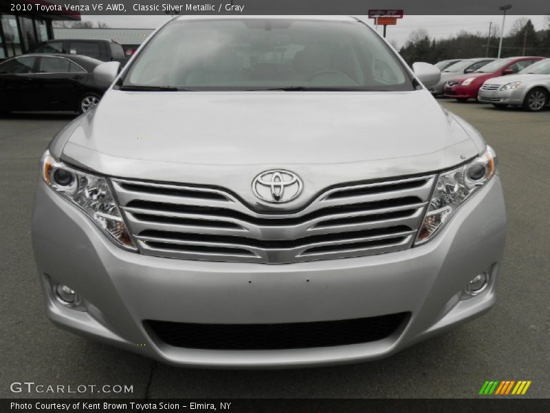 Classic Silver Metallic / Gray 2010 Toyota Venza V6 AWD