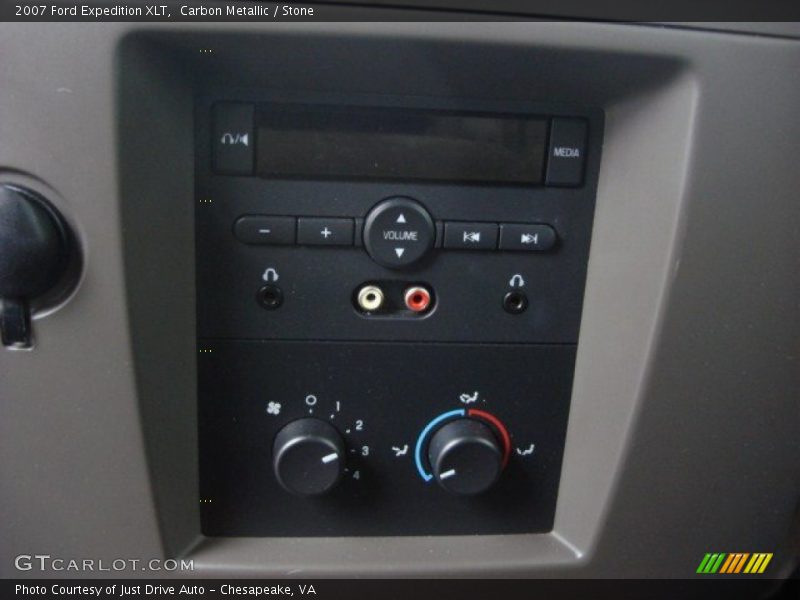 Carbon Metallic / Stone 2007 Ford Expedition XLT