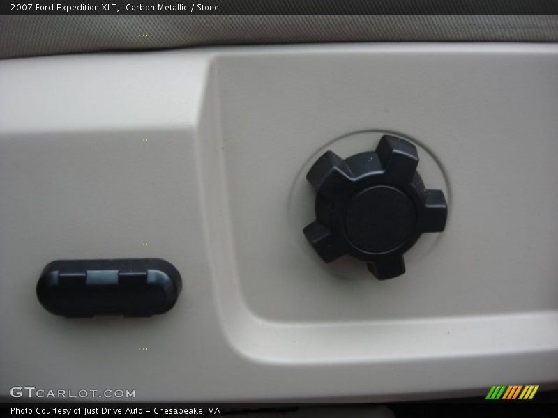 Carbon Metallic / Stone 2007 Ford Expedition XLT