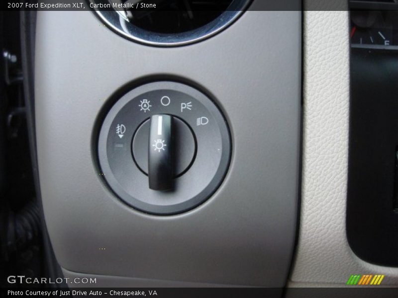 Carbon Metallic / Stone 2007 Ford Expedition XLT