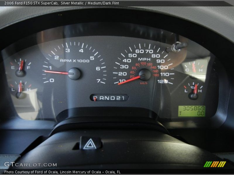 Silver Metallic / Medium/Dark Flint 2006 Ford F150 STX SuperCab