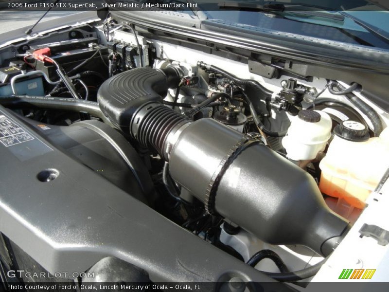 Silver Metallic / Medium/Dark Flint 2006 Ford F150 STX SuperCab