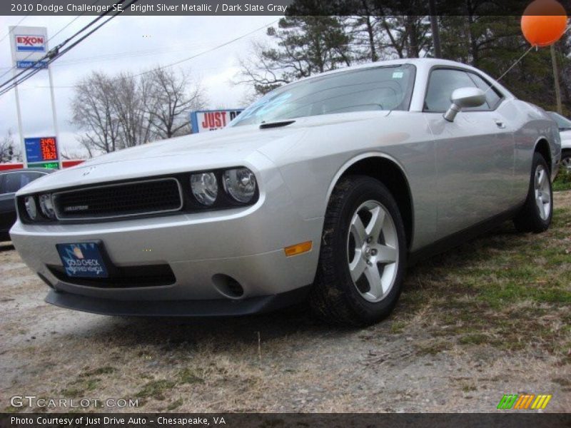 Bright Silver Metallic / Dark Slate Gray 2010 Dodge Challenger SE