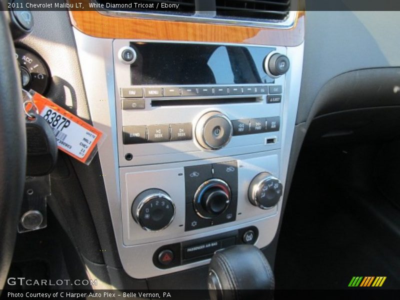 White Diamond Tricoat / Ebony 2011 Chevrolet Malibu LT