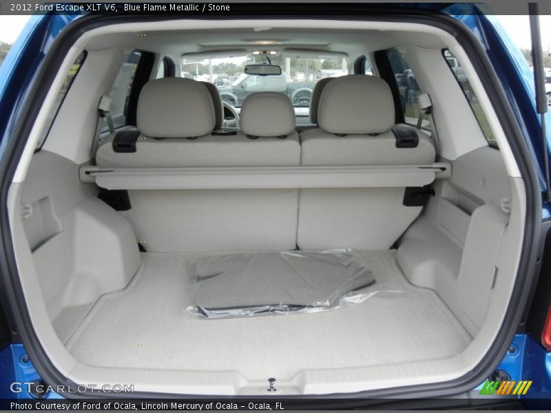  2012 Escape XLT V6 Trunk