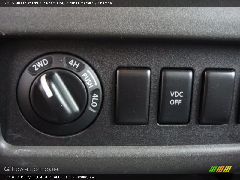Granite Metallic / Charcoal 2006 Nissan Xterra Off Road 4x4