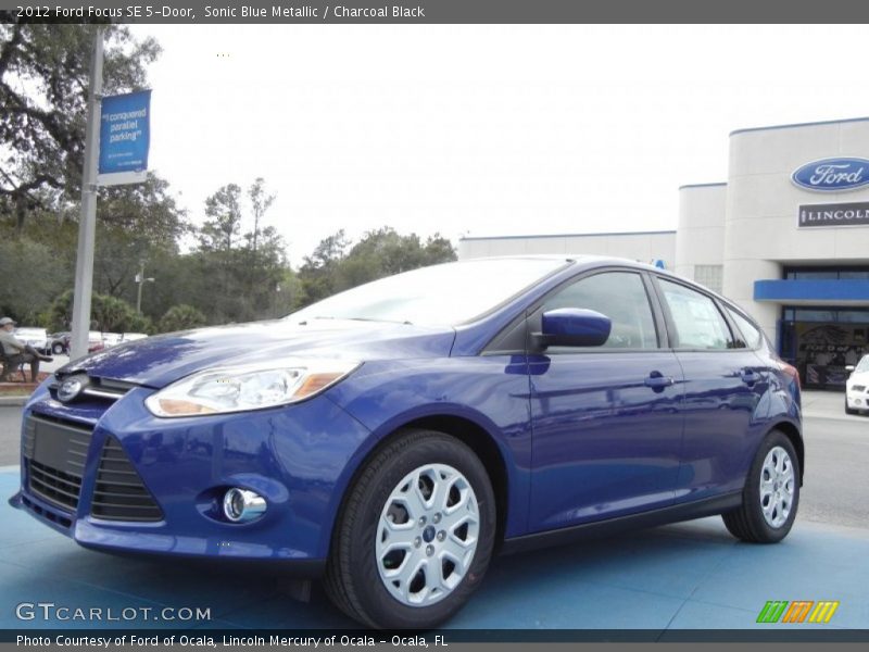 Sonic Blue Metallic / Charcoal Black 2012 Ford Focus SE 5-Door