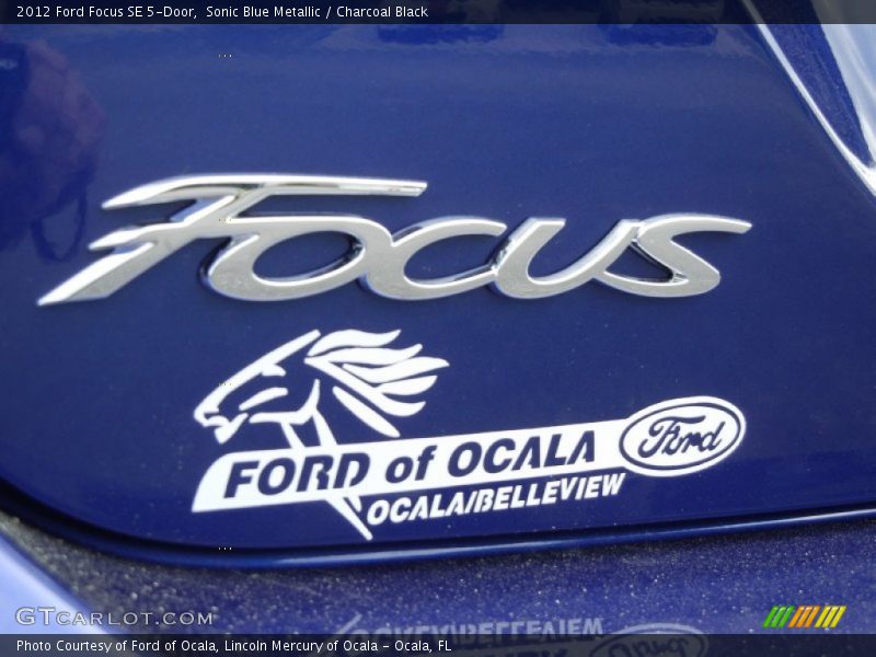 Sonic Blue Metallic / Charcoal Black 2012 Ford Focus SE 5-Door