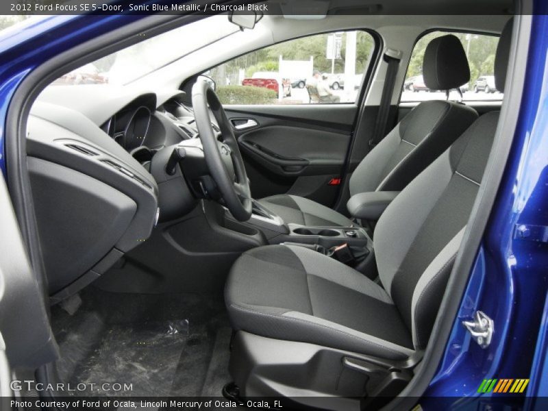  2012 Focus SE 5-Door Charcoal Black Interior